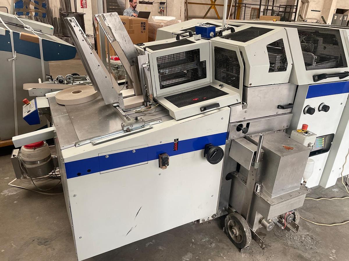 Used Kolbus DA 260 - automatický deskovací stroj