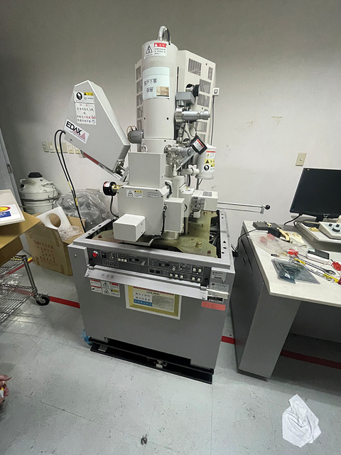 Used Hitachi S-4700 II SEM
