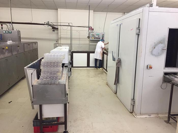 Used Hacos JD720 chocolate moulding line