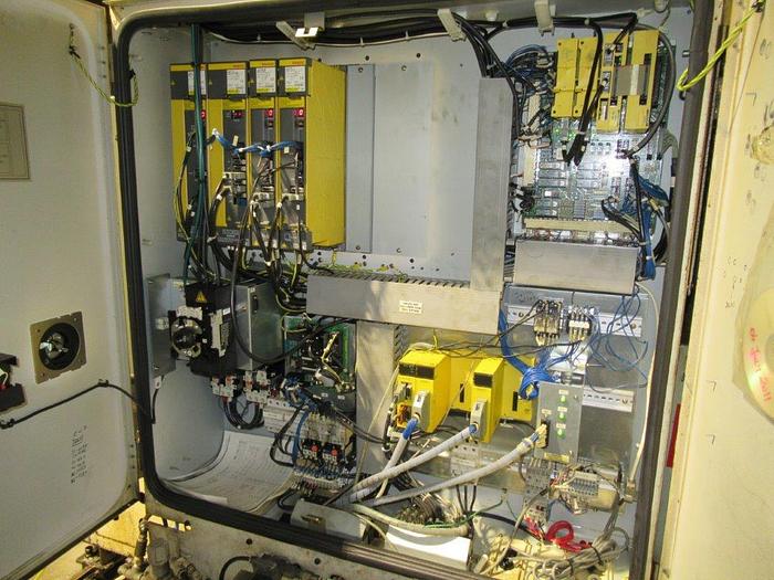 Used 2008 Fanuc Robodrill Alpha T21iF L (1)