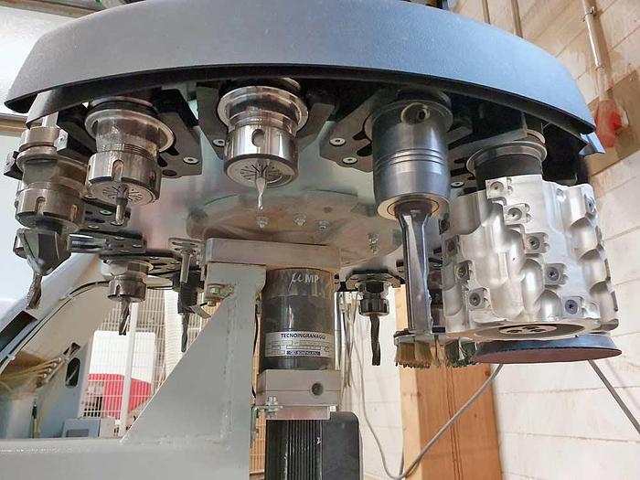 Used 2015 Masterwood Italy CNC machine center MASTERWOOD Project 265