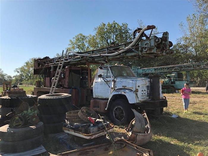 Used 0 Chicago Pneumatic 650W Drill Rig