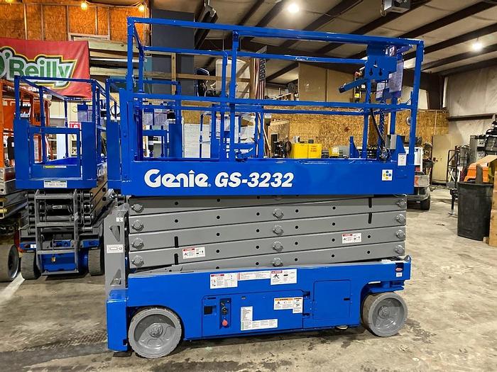 Used 2008 GENIE GS3232