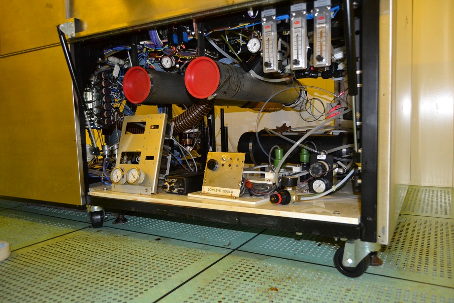 Used SVG 8600 Coat/Develop resist track 6 inch  (SVG 5)