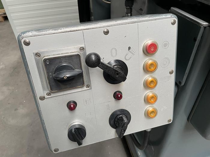 Gebruikt Jung HF-50RD