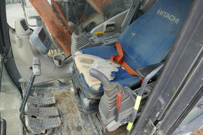 Used 2012 HITACHI ZAXIS 225 USLC-3
