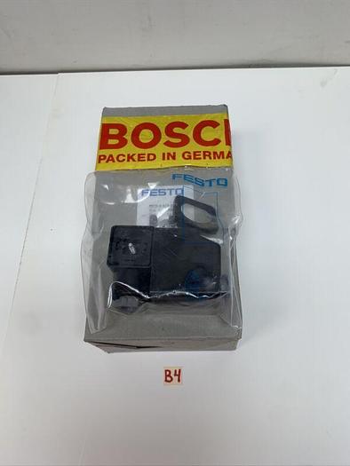 New Factory Sealed Festo MCH-3-1/2 S (7983) Solenoid Valve *Fast Shipping*