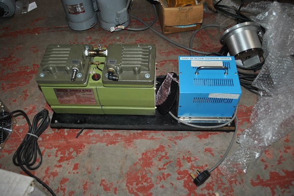 Used toyaden vacuum pump 100V  1.5KVA  shinku kiko diaphram valve  kd-500 : da-60D
