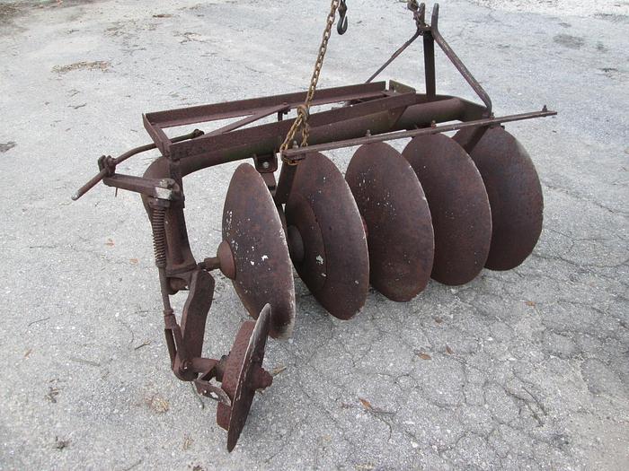 Used Ford 10-290 Disc Plow-Shoulder Plow