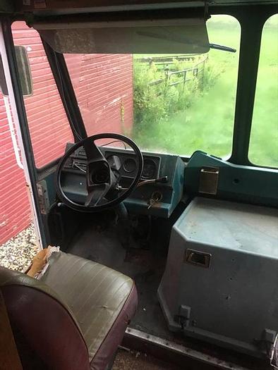 Used 1988 Chevy P30 StepVan with 6.2 Diesel Engine