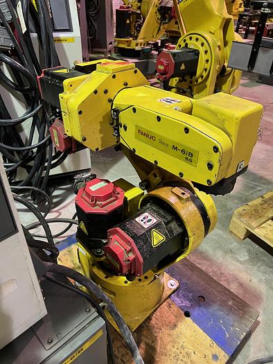 Used FANUC M-6iB/6S WITH RJ3iC CONTROLLER, CLEANED AND TESTED