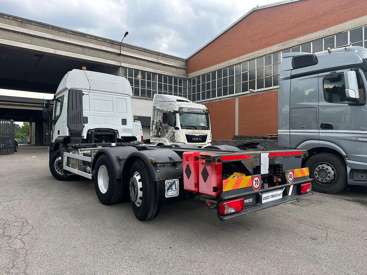 Usato Motrice tre assi Iveco Stralis 460 TELAIO PASSO 3800  ADR TUTTE LE CLASSI