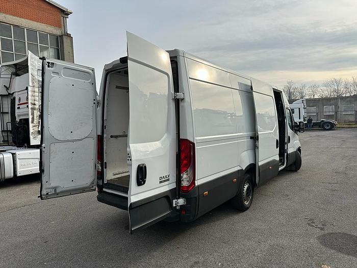 Usato IVECO 35S16 EURO 6 D