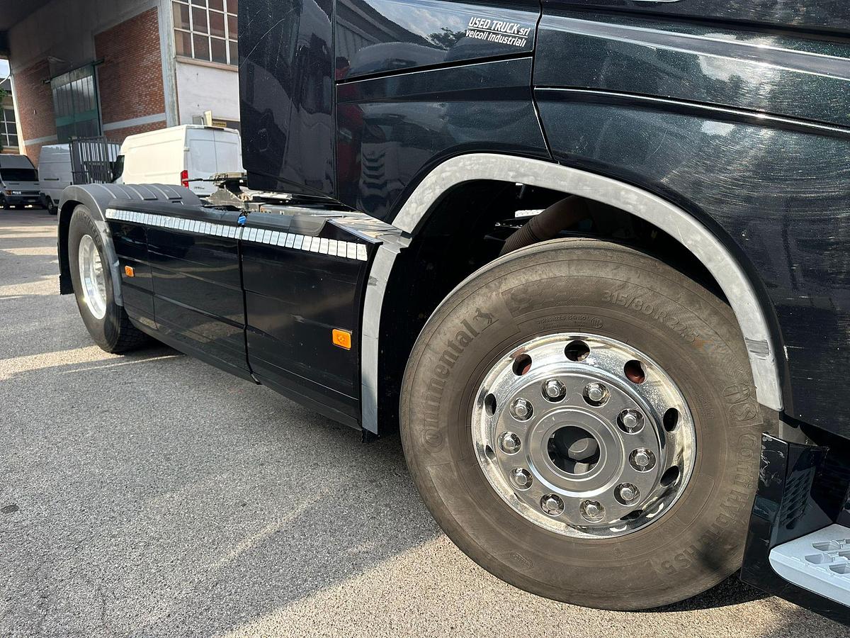 Usato Volvo FH 460 cambio automatico Web/plus