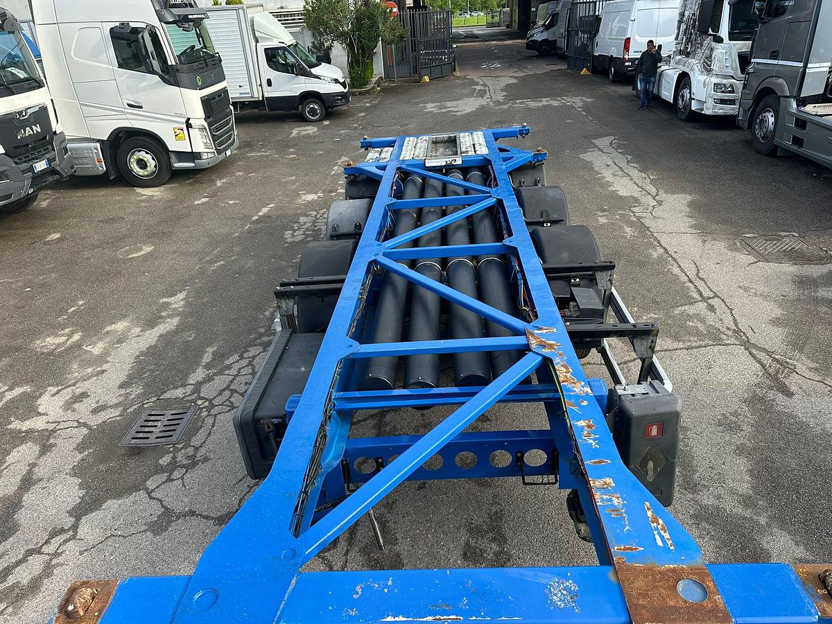 Usato Semirimorchio Porta Tank 20/30 piedi 