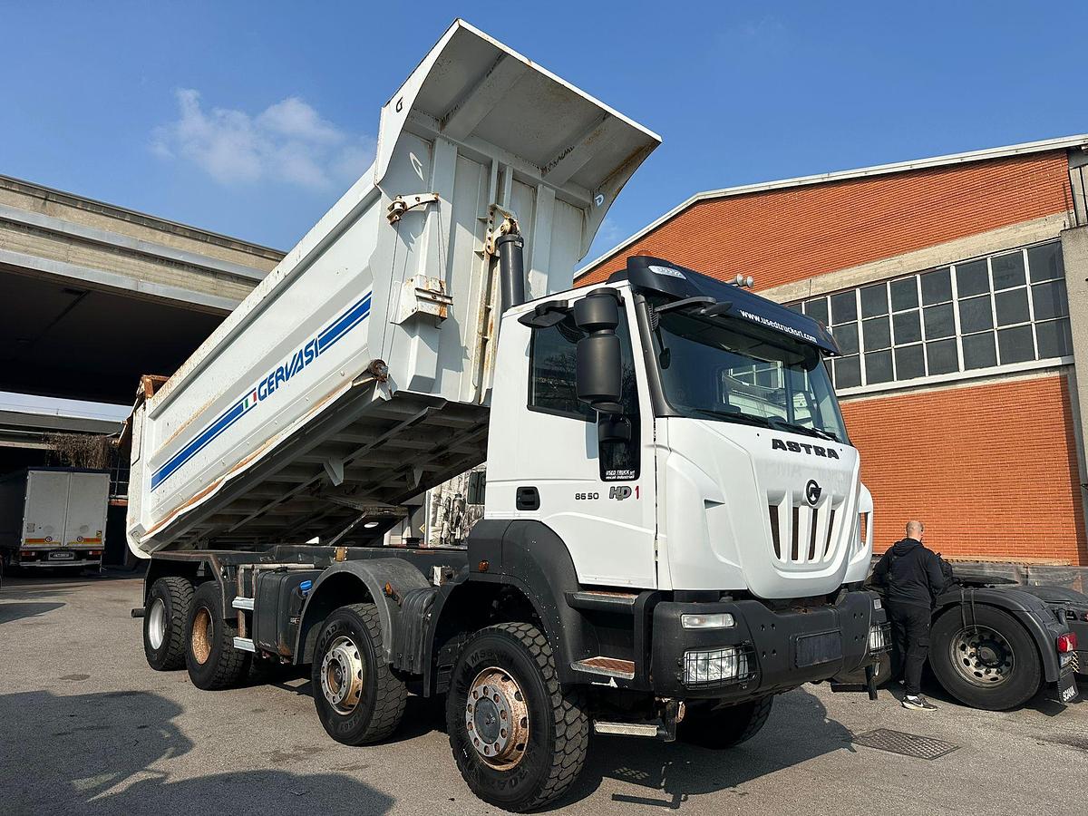 Usato ASTRA HD 500 8X6 RIBALTABILE POSTERIORE TARGA GIALLA