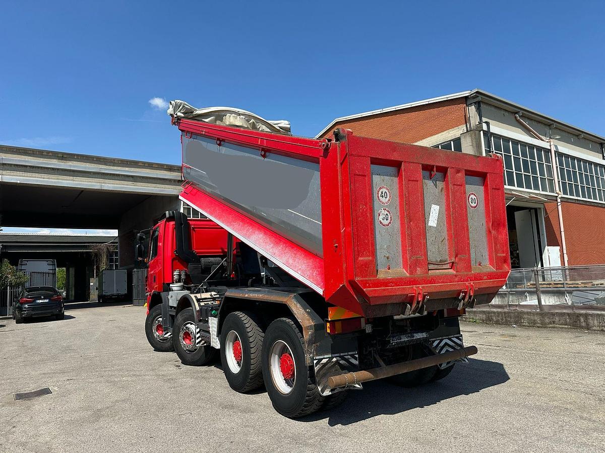 Usato Motrice Quattro assi Daf CF 85.450 Ribaltabile Posteriore