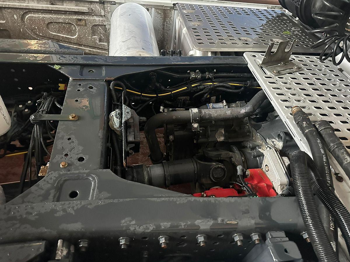 Usato Iveco Stralis XP 510 Pompa e presa di forza