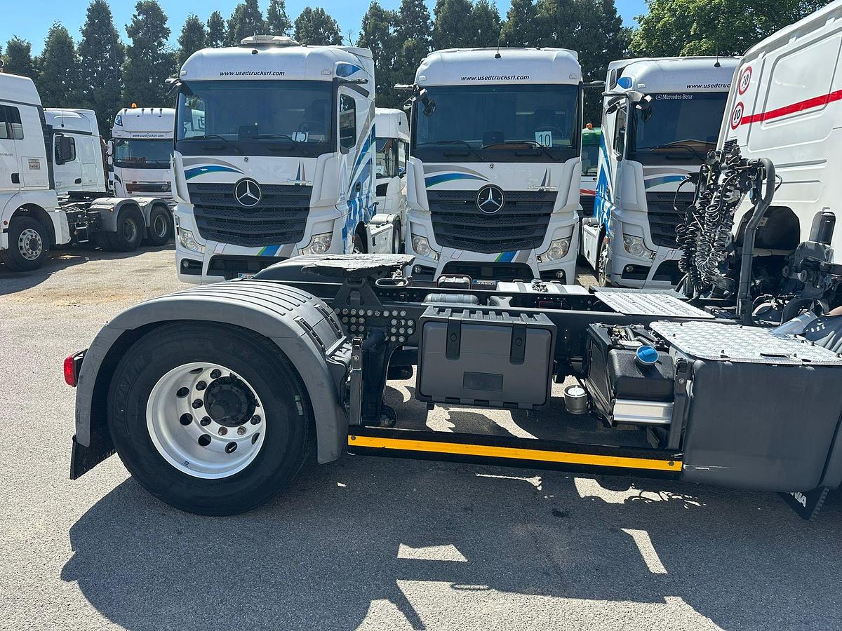 Usato SCANIA P410 CABINA CORTA ADR