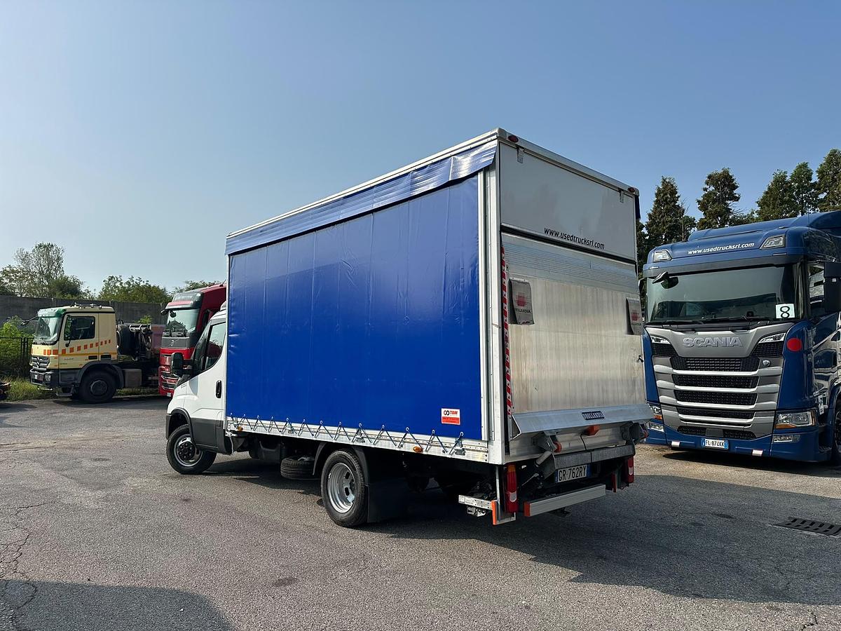 Usato Iveco Daily 35c14 Centina e telo con sponda battente 2023