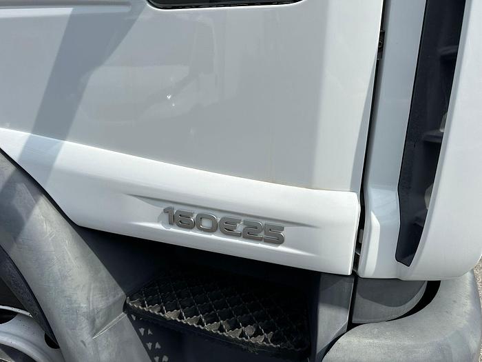 Usato <Iveco Eurocargo 160s25 cella frigo con sponda 
