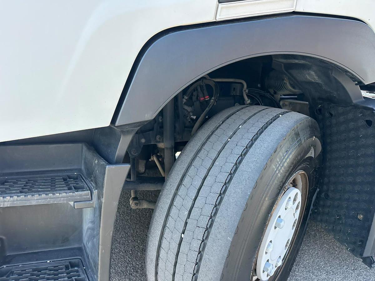 Usato Renault T 440 cambio automatico retarder ADR tutte le classi