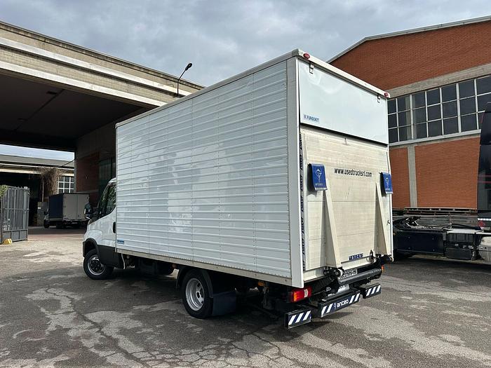 Usato IVECO DAILY 35c14 Furgone Box con sponda euro 6 E 2023