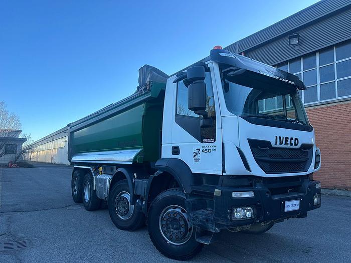 Usato Iveco Trackker 450 8x4 Ribaltabile posteriore Andreoli