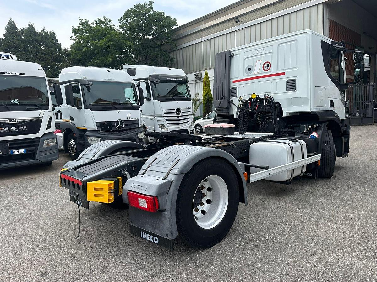 Usato iveco Stralis 420 adr tutte le classi