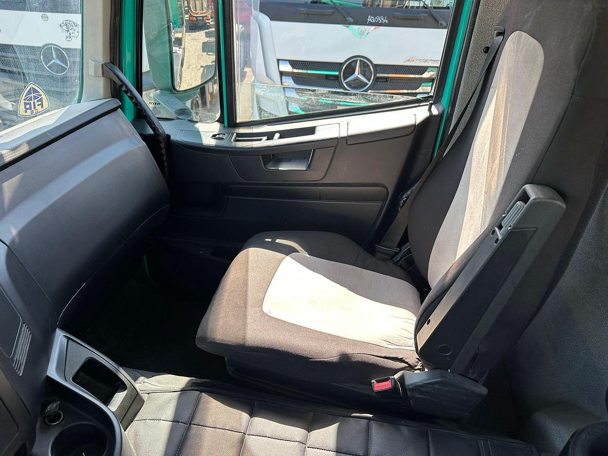 Usato Iveco Trakker 500 8x4 Vasca ribaltabile trilaterale ANDREOLI