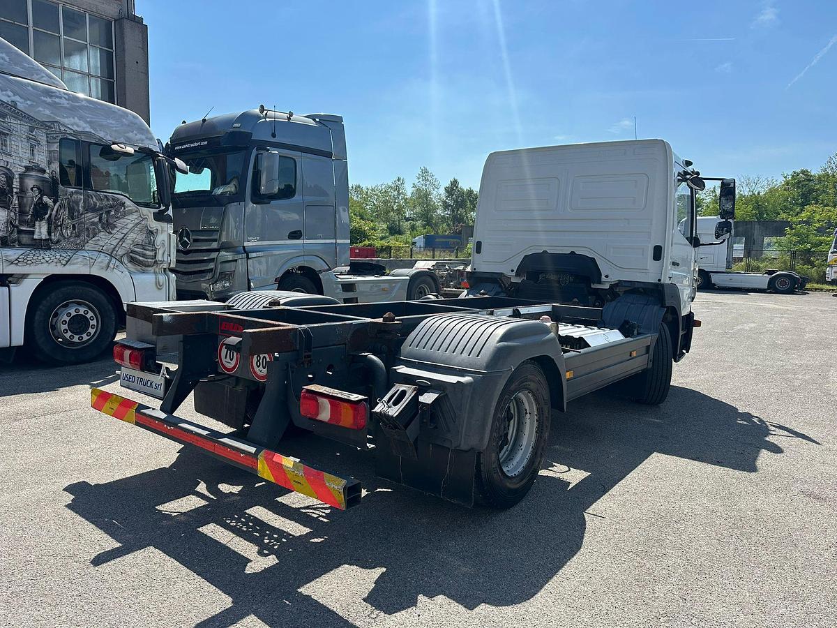 Usato Mercedes Atego 13.24 Telaio passo 3300  ADR anno 2017