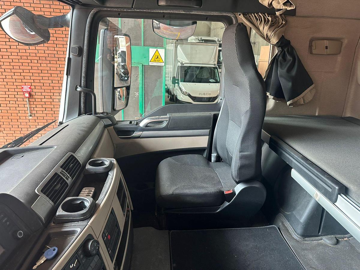 Usato Man tgs 420 automatico retarder POMPA E PRESA DI FORZA