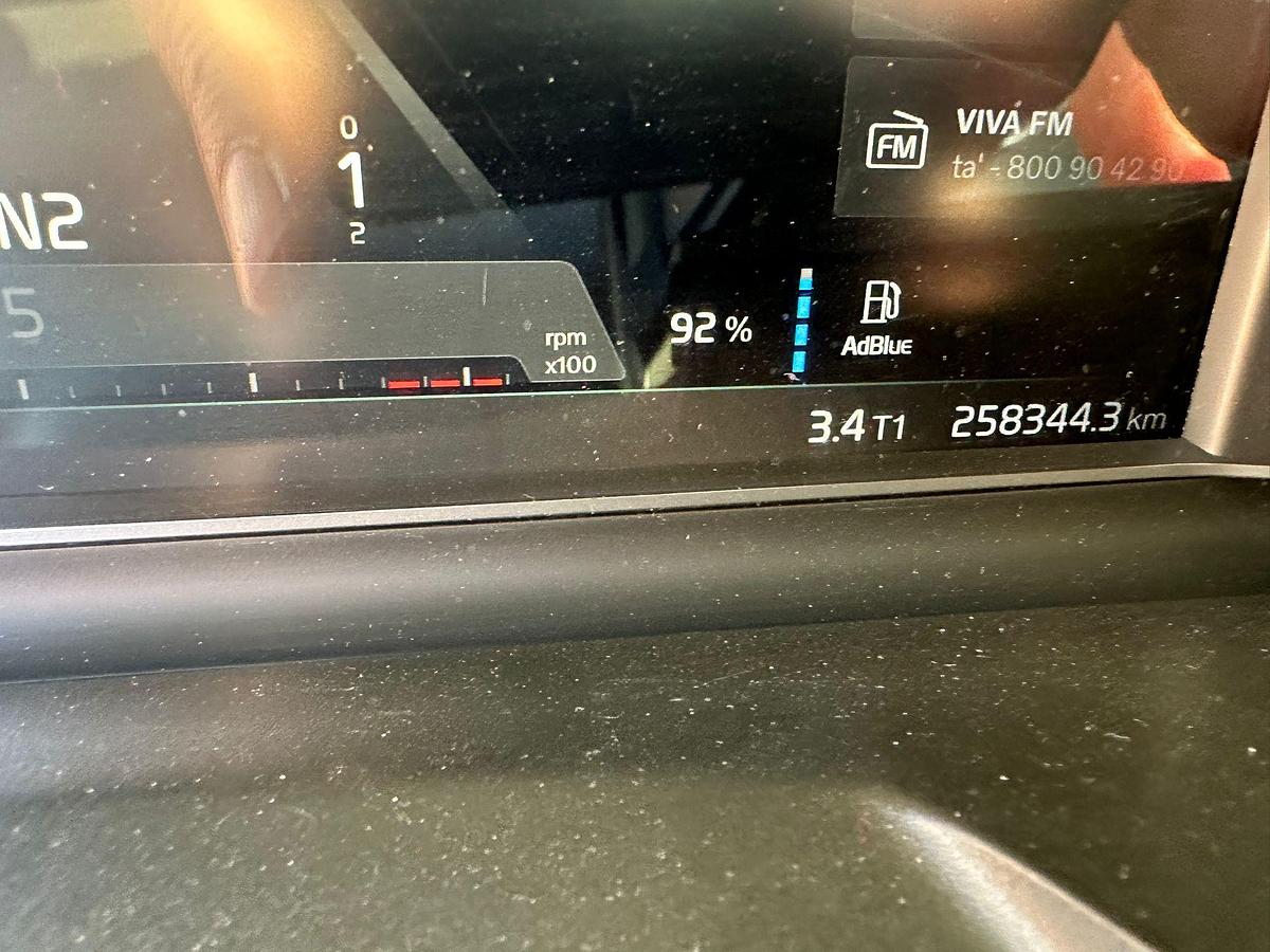 Usato VOLVO FH 500 AUTOMATICO WB/PLUS KM 250.000 2022