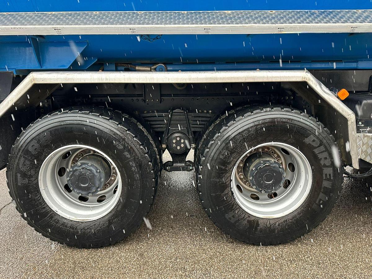 Usato MAN TGS 41.510 8X4 RIBALTABILE POSTERIORE ANNO 2022 (PARI AL NUOVO)