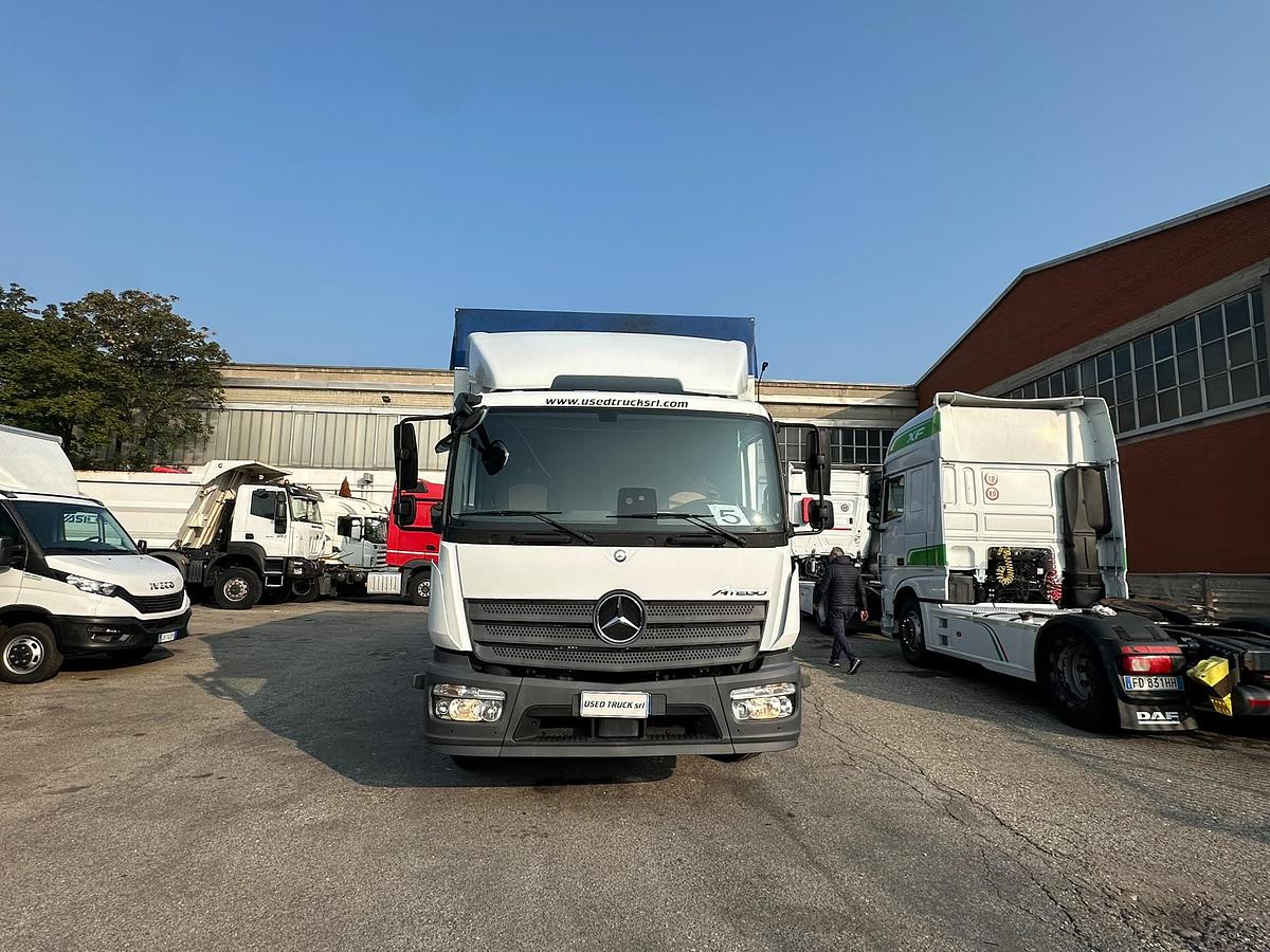 Usato Mercedes Atego 1221 centina e telo mt 6.50