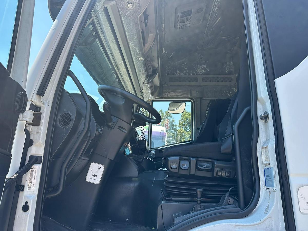 Usato iVECO STRALIS 460 CABINA A/T POMPA E PRESA DI FORZA ADR