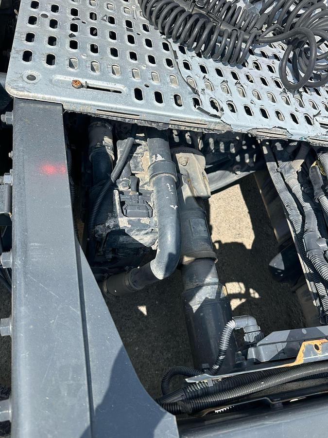 Usato Iveco Stralis  480 ADR tutte le classi