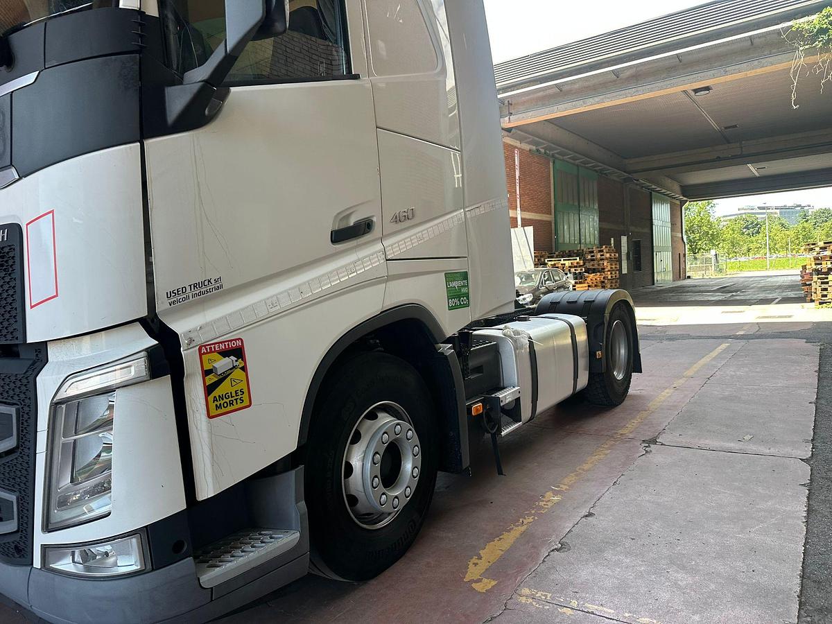 Usato Volvo FH 460 cambio automatico adr tutte le classi 2020