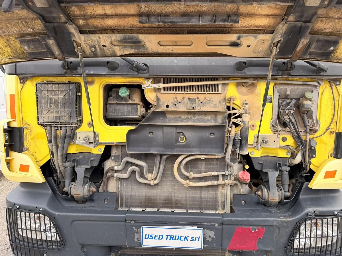 Usato MERCEDES ACTROS 33.44 K 6X4 RIBALTABILE TRILATERALE 2007