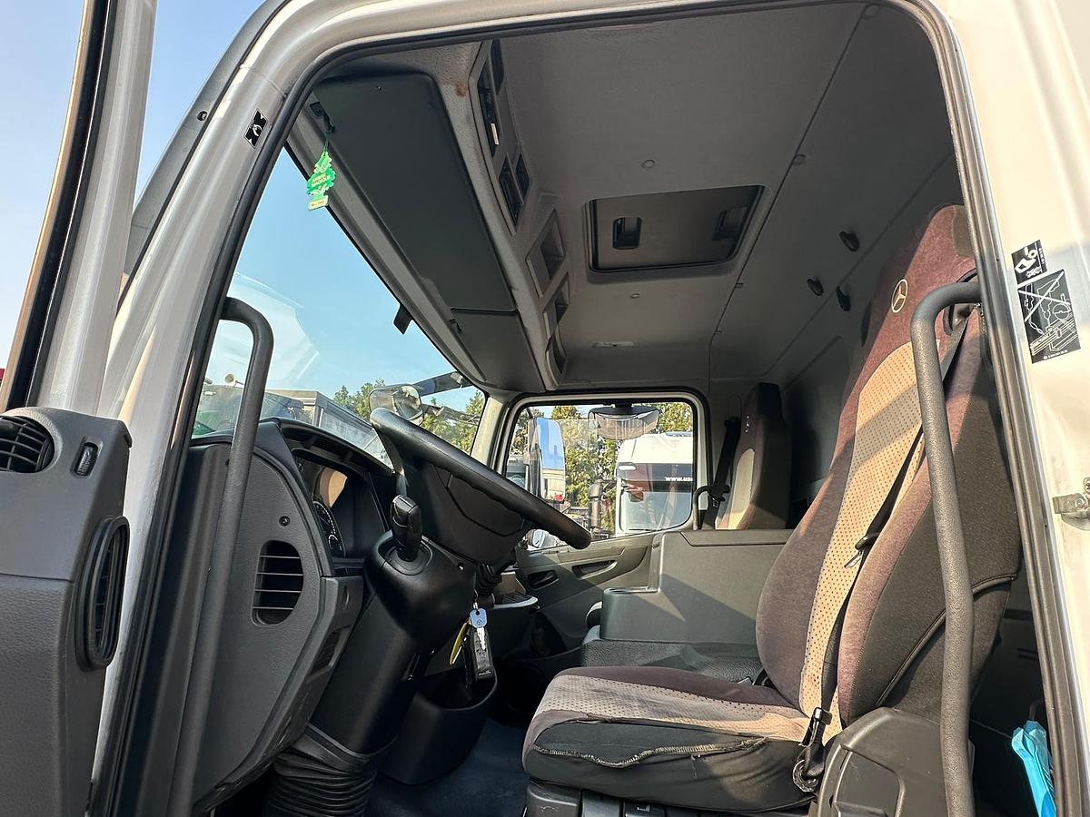 Usato Mercedes Atego 1221 centina e telo mt 6.50