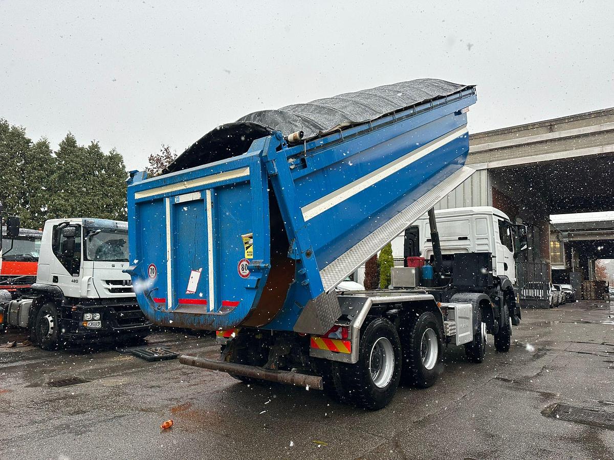 Usato MAN TGS 41.510 8X4 RIBALTABILE POSTERIORE ANNO 2022 (PARI AL NUOVO)