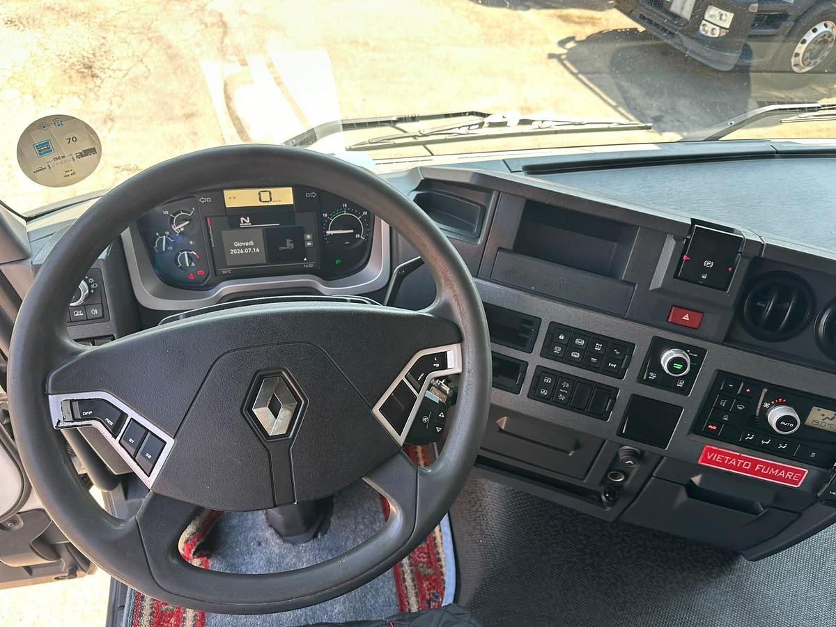 Usato Renault T 440 cambio automatico retarder ADR tutte le classi