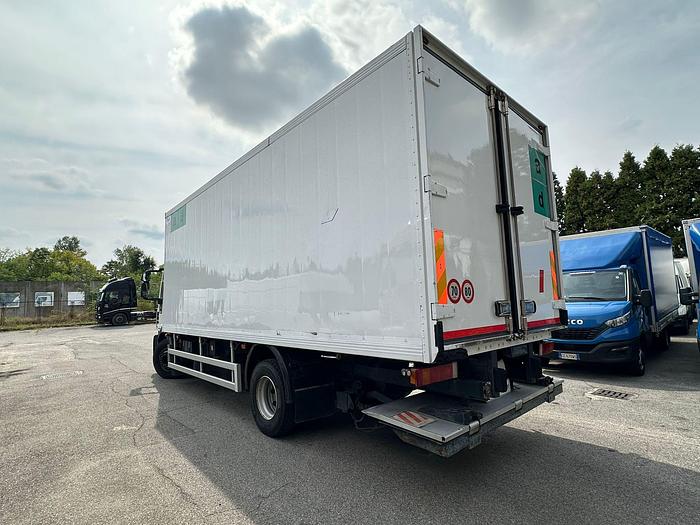 Usato <Iveco Eurocargo 160s25 cella frigo con sponda 