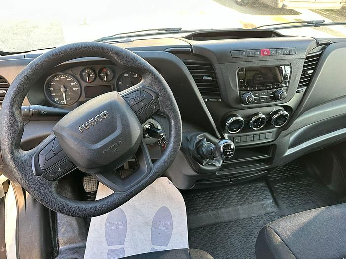 Usato Iveco Daily 35c16 cc 3.0 cv 160 Furgone Box con sponda euro 6D