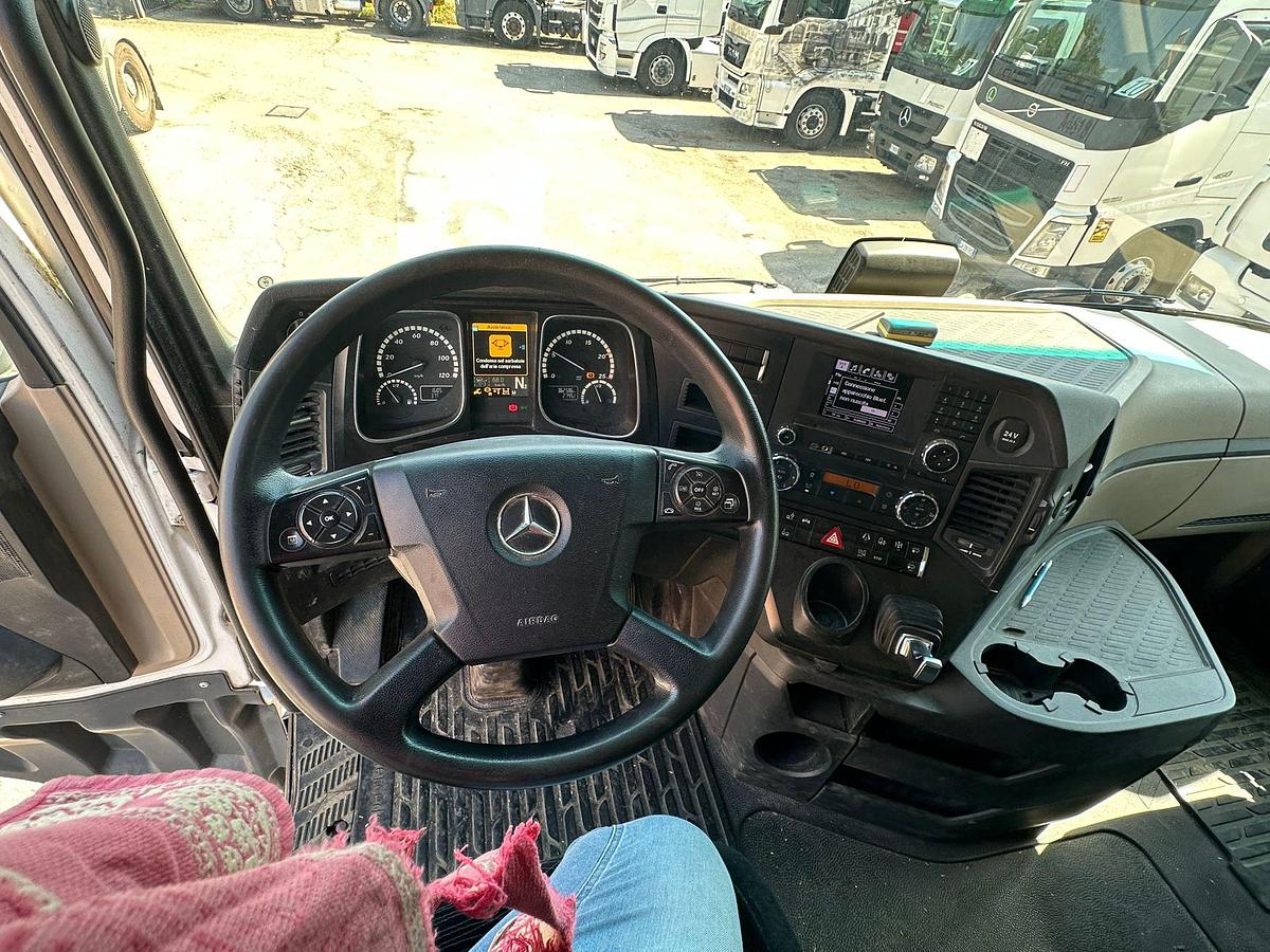 Usato MERCEDES ACTROS 2545 RIBALTABILE TRILATERALE+RIMORCHIO DUE ASSI RIBALTABILE TRILATERALE 2017