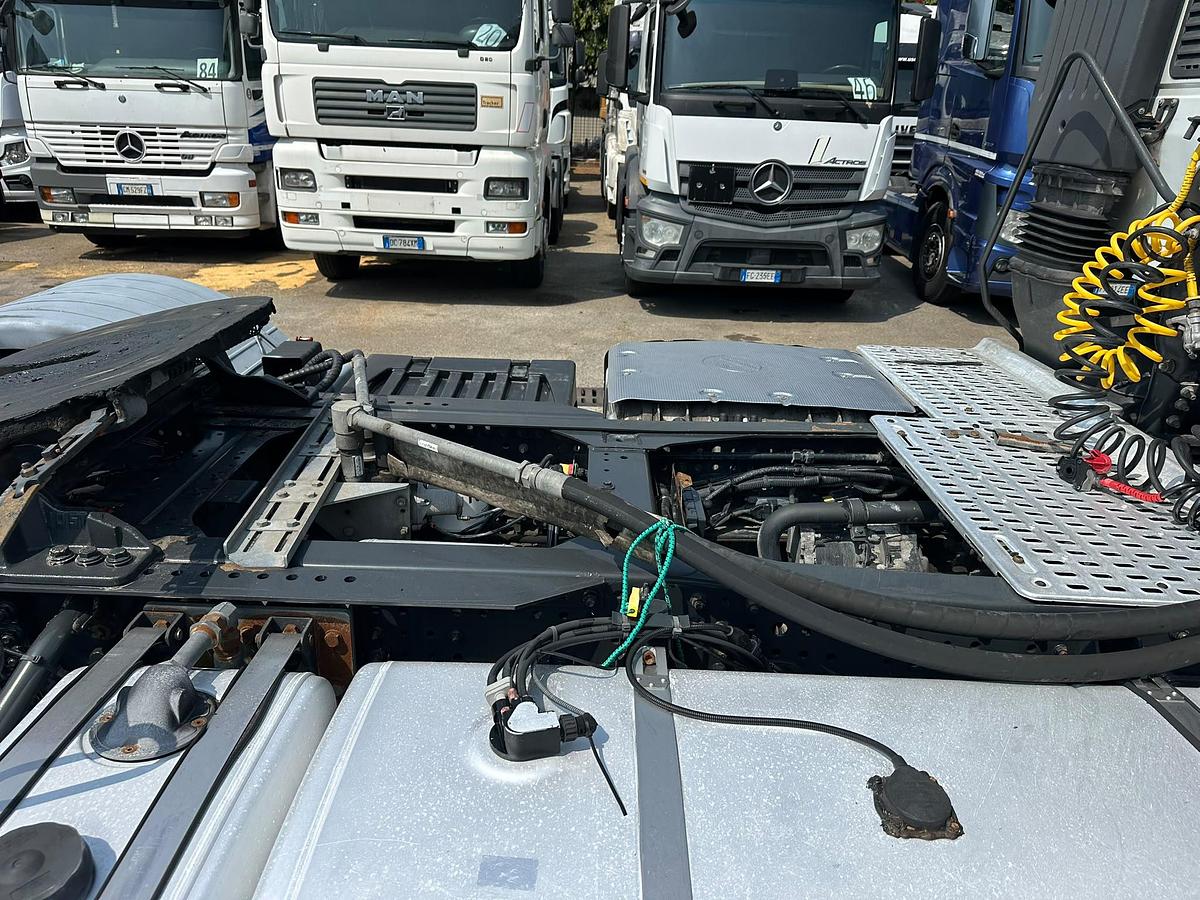 Usato Iveco Stralis 460 cabina A/T POMPA E PRESA DI FORZA ADR
