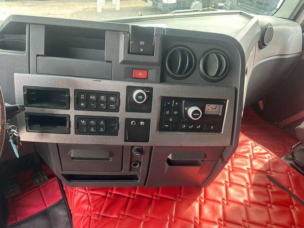 Usato RENAULT T 460 POMPA E PRESA DI FORZA