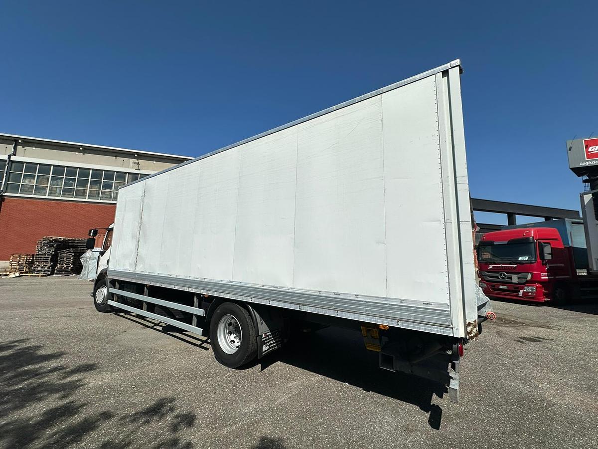 Usato RENAULT D 180.280 FURGONE CON SPONDA