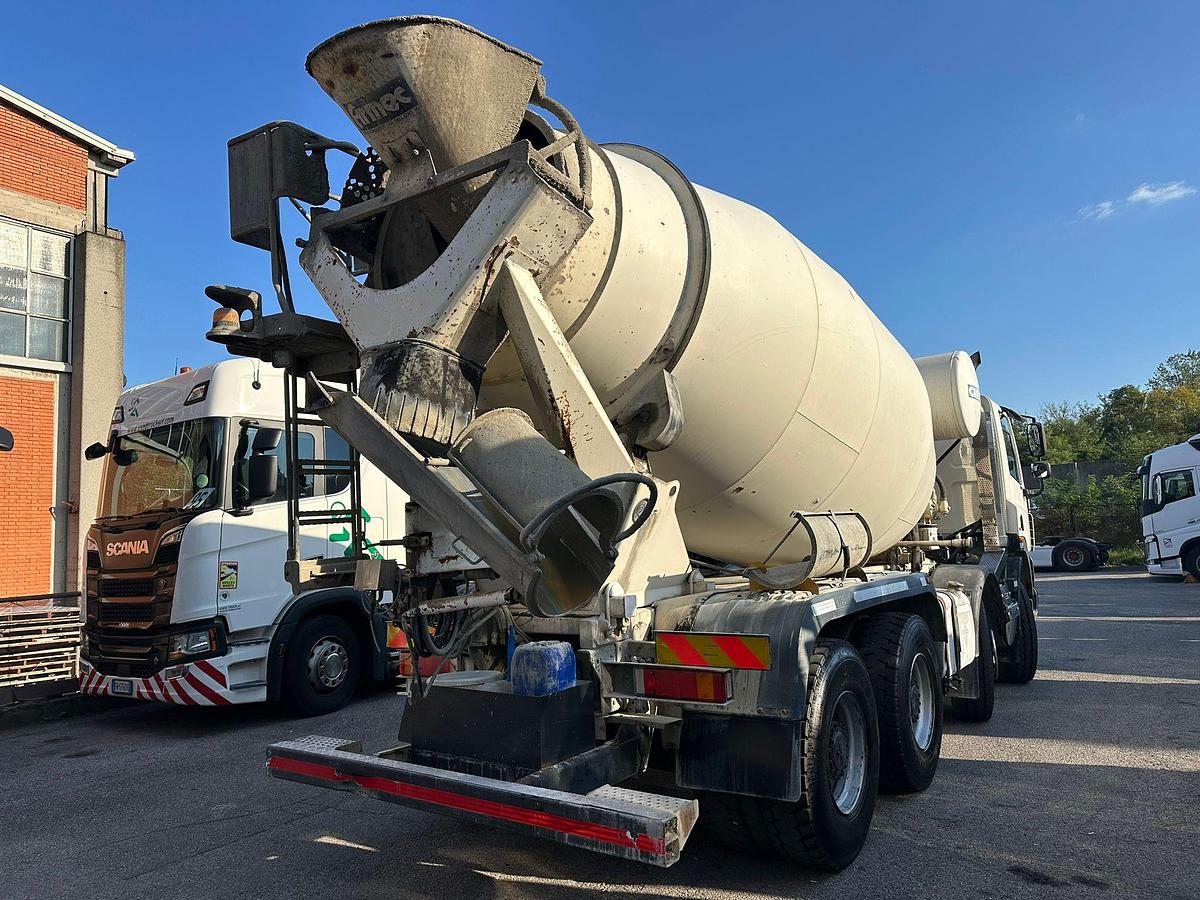 Usato Motrice Quattro assi Daf CF 85.450 8X4 AUTOBETONIERA CON ALLESTIMENTO CIFA 