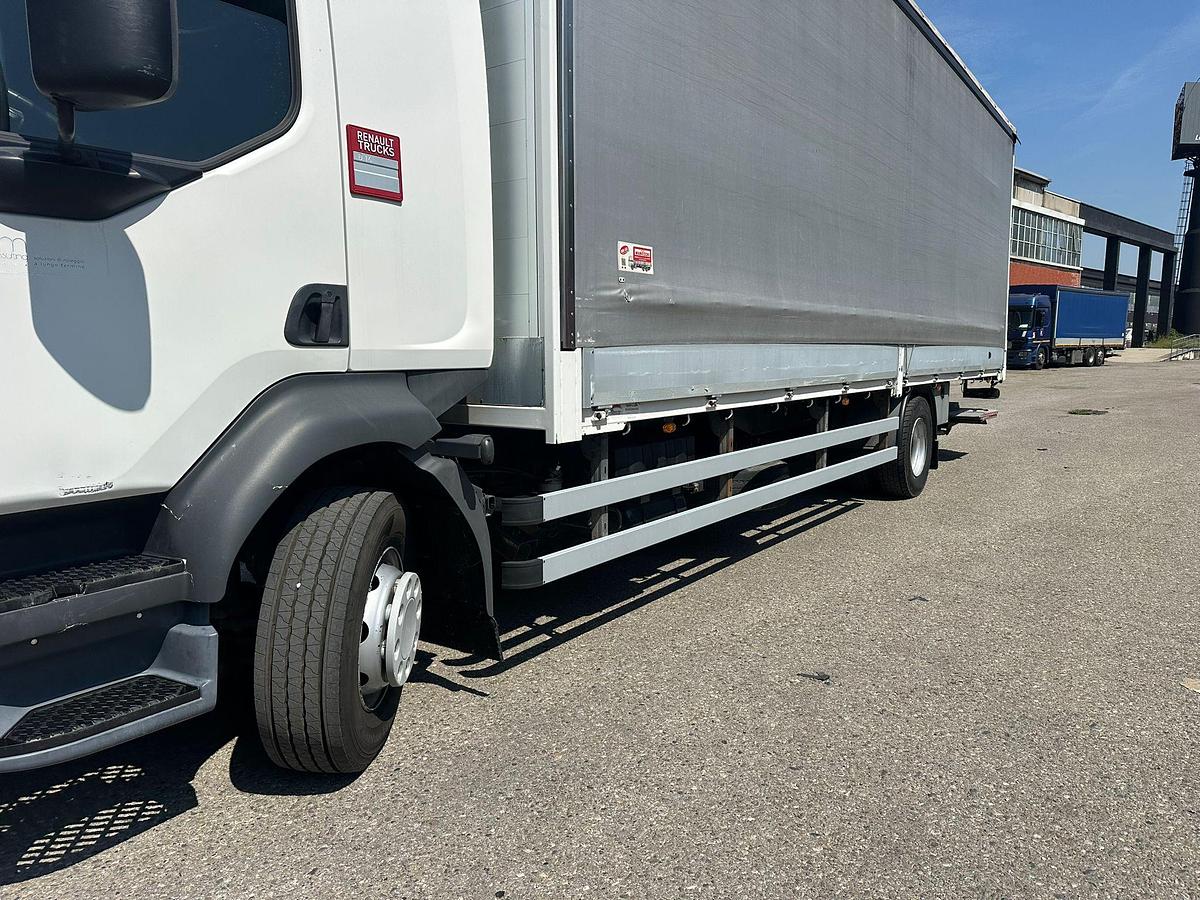 Usato MOTRICE DUE ASSI RENAULT D 140.240 CENTINA E  TELO SPONDA RETRATTILE 